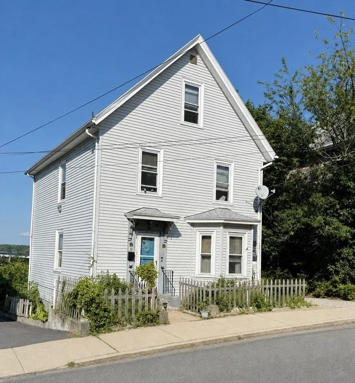 Unit for sale at 35 Ridgeway St, Lynn, MA 01902