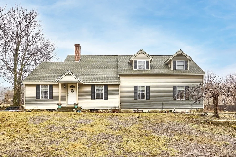 Unit for sale at 505 South Rd, Ashby, MA 01431