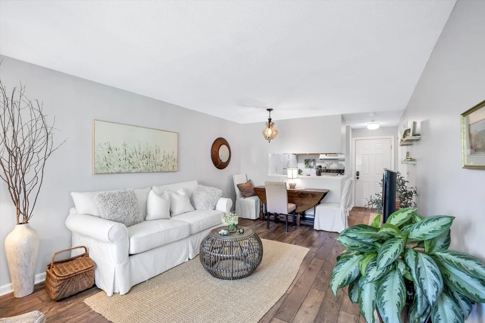 Unit for sale at 101 Fletcher Ln, Brewster, MA 02631