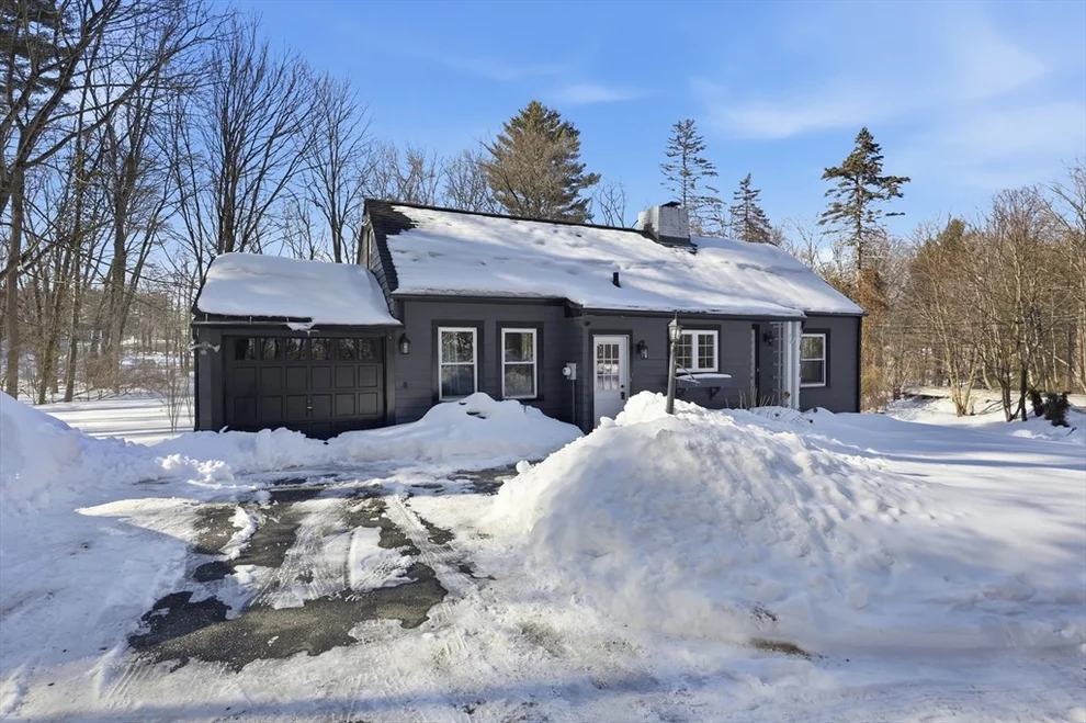 Unit for sale at 1962 Allen St, Springfield, MA 01118