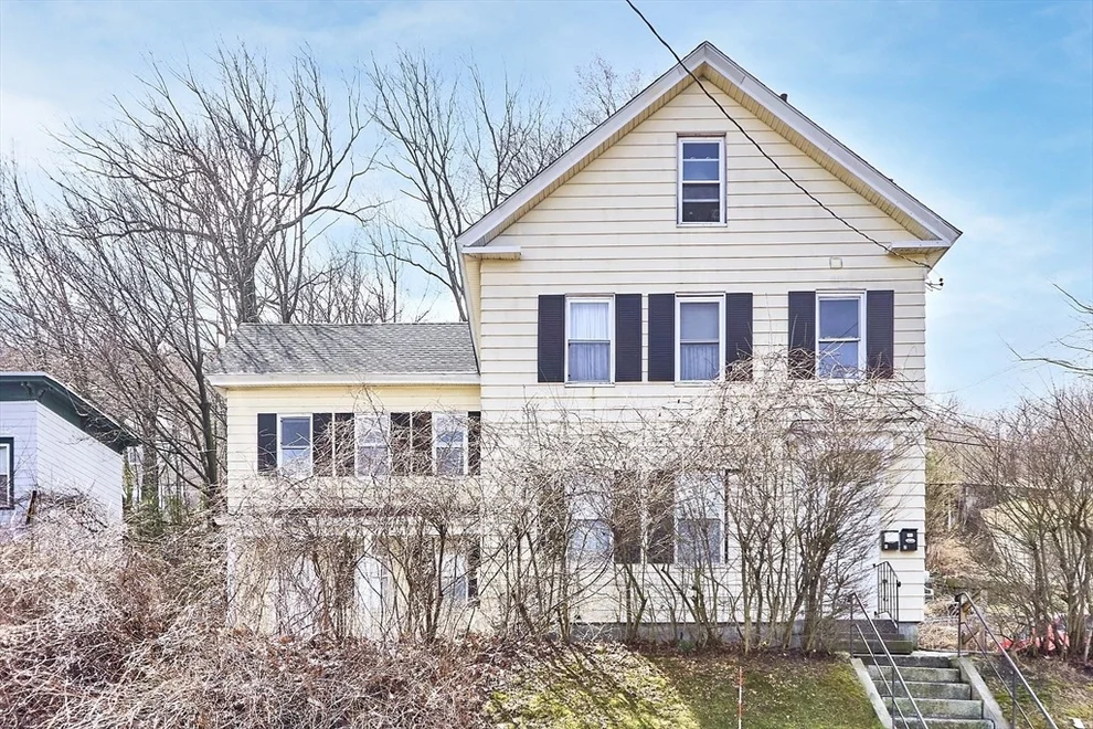 Unit for sale at 354 Kimball St, Fitchburg, MA 01420