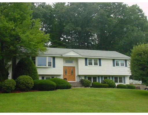Unit for sale at 12 Gen Henry Knox Road, Southborough, MA 01772