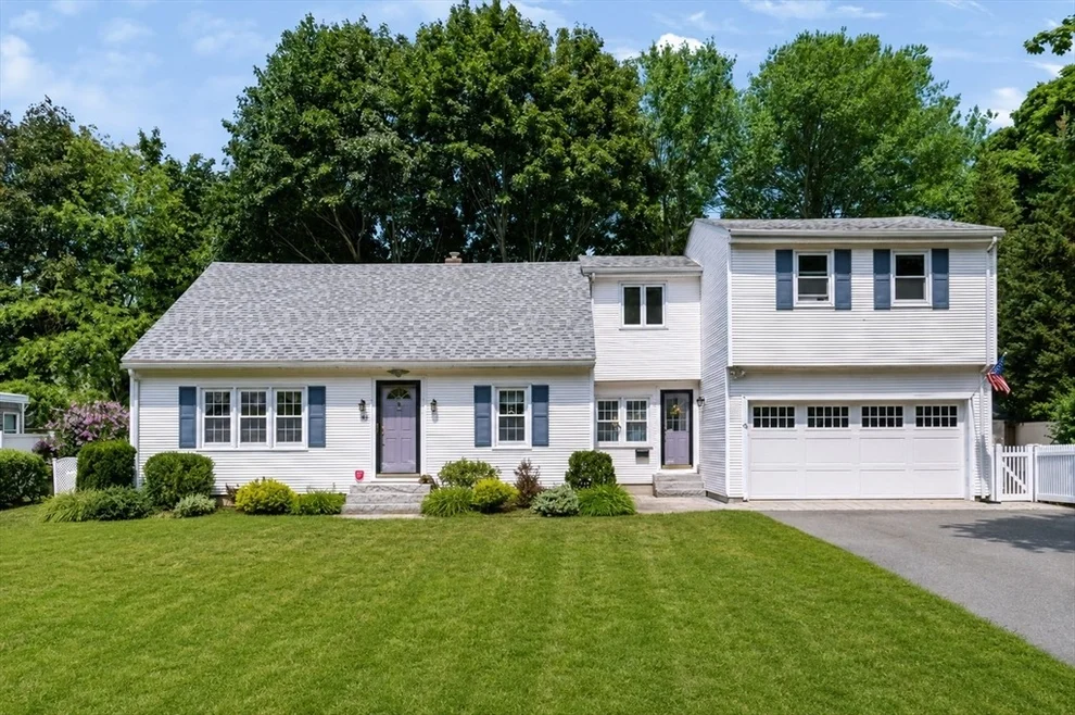 Unit for sale at 36 Myrtle Avenue, Newburyport, MA 01950