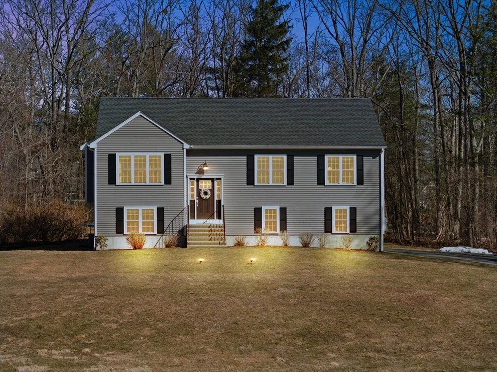 Unit for sale at 207 Oak St, Norton, MA 02766