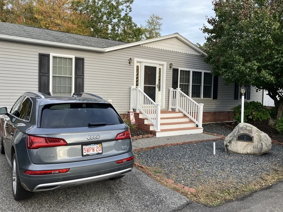 Unit for sale at 2 Woodridge Road, Plainville, MA 02762