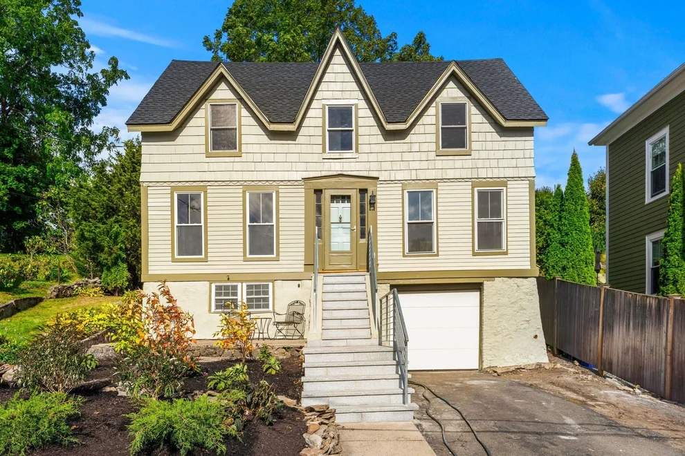 Unit for sale at 17 Cottage Street, Marblehead, MA 01945