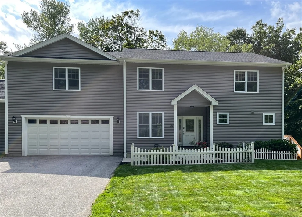 Unit for sale at 20 Beacon St, Shrewsbury, MA 01545