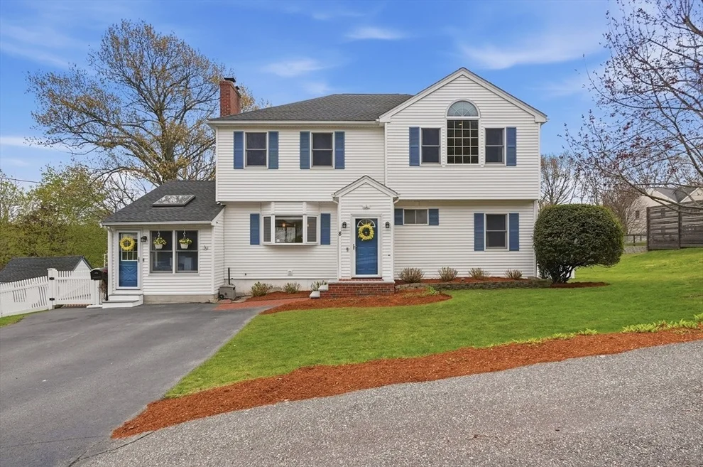 Unit for sale at 8 Harvard Street Extension, Woburn, MA 01801
