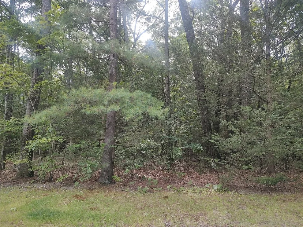 Unit for sale at 0 Oakland Dr, East Brookfield, MA 01515