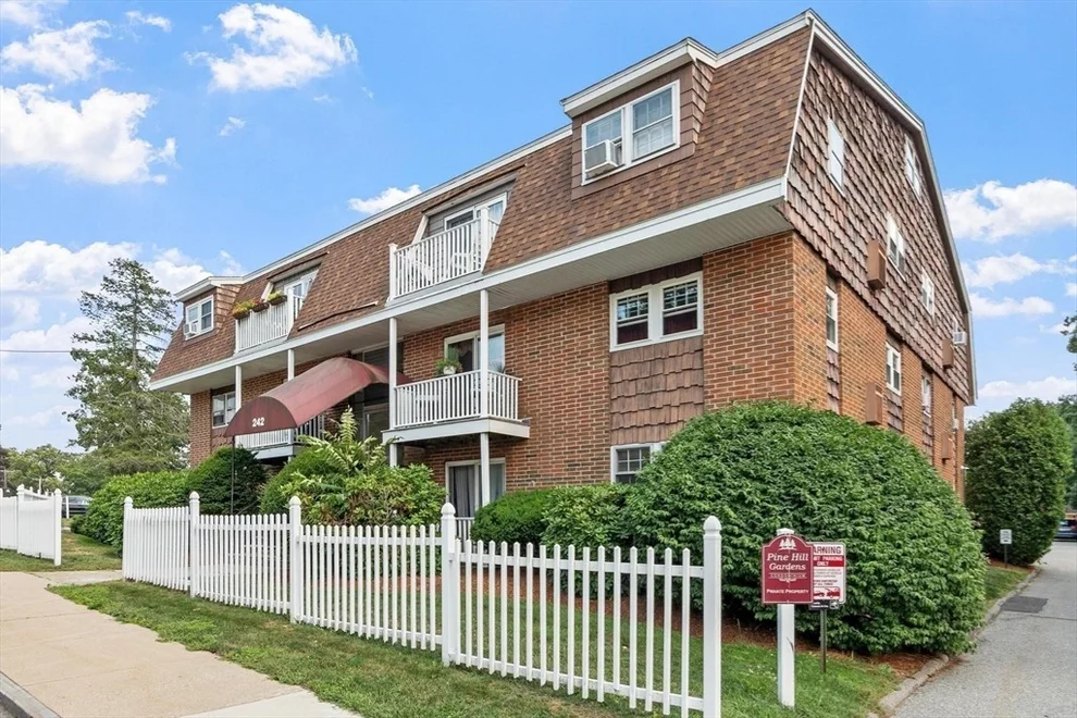 Unit for sale at 242 Mount Vernon St, Lawrence, MA 01843