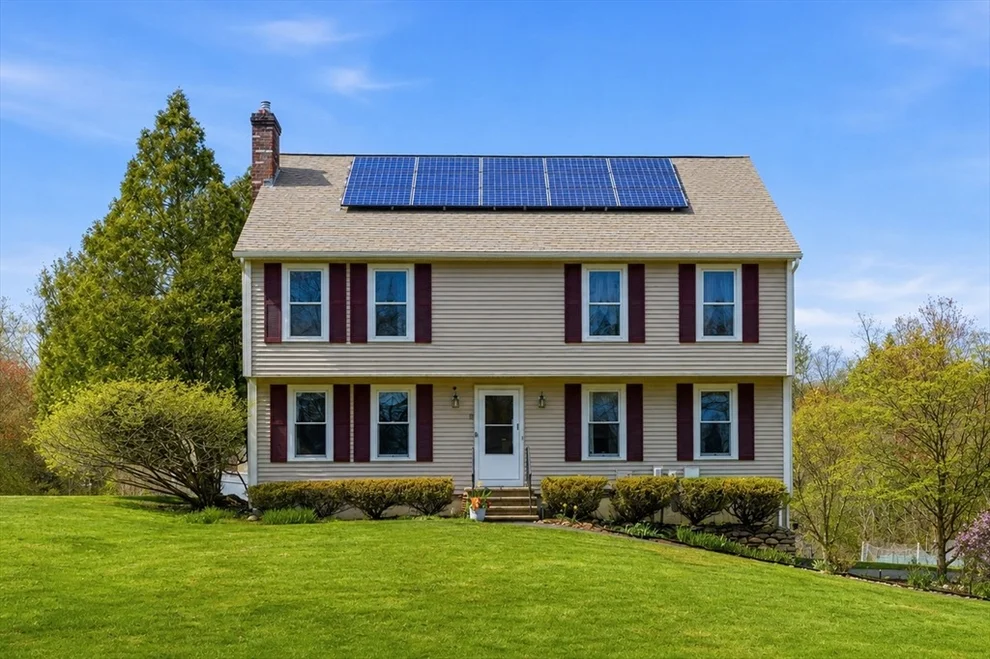 Unit for sale at 8 Villanova Dr, Westford, MA 01886