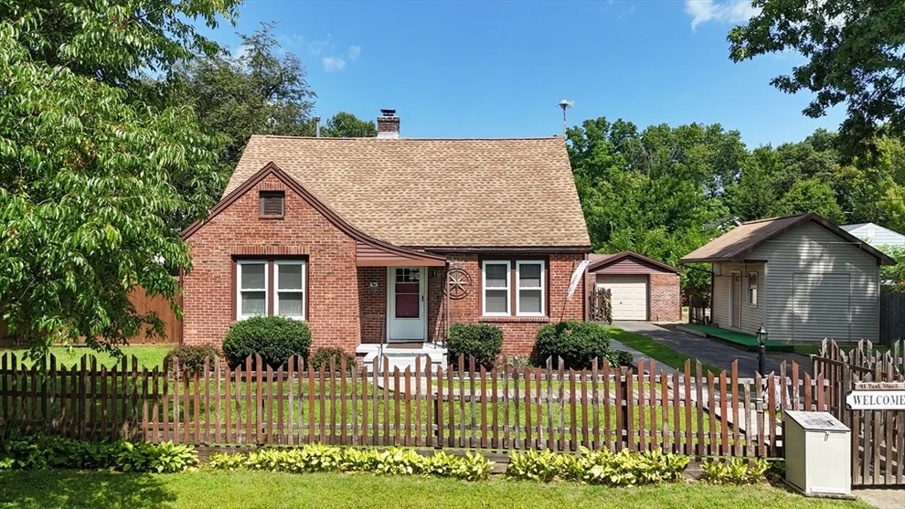 Unit for sale at 41 Park St, Agawam, MA 01030