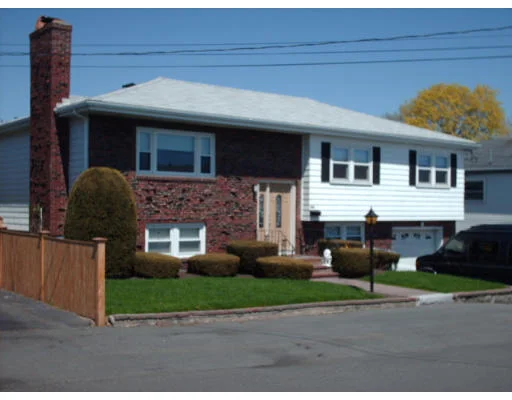 Unit for sale at 126 Lantern Rd, Revere, MA 02151