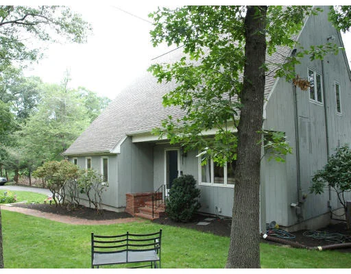 Unit for sale at 40 Chief Justice Cushing Hwy, Hingham, MA 02043