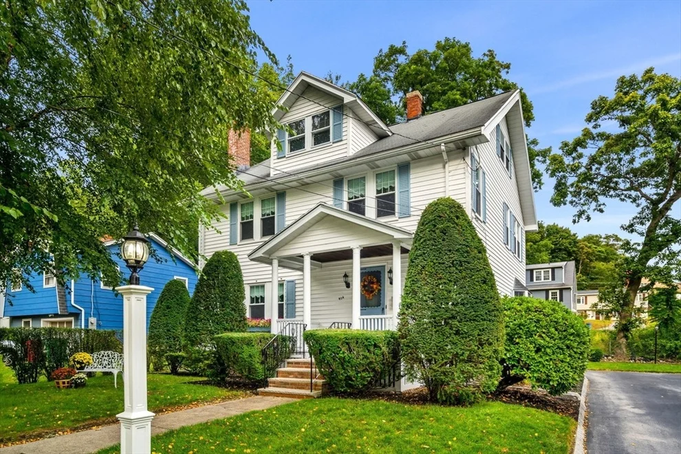 Unit for sale at 404 Wentworth Ave, Lowell, MA 01852