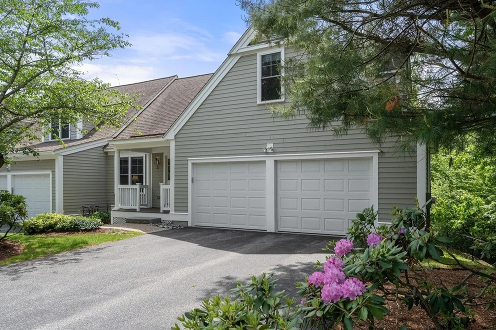 Unit for sale at 3 Flint Pond Dr, Grafton, MA 01536