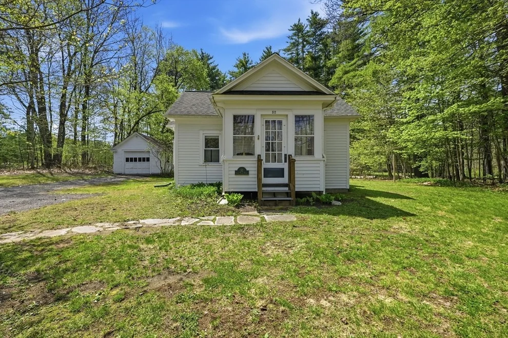 Unit for sale at 52 Log Plain Rd, Greenfield, MA 01301
