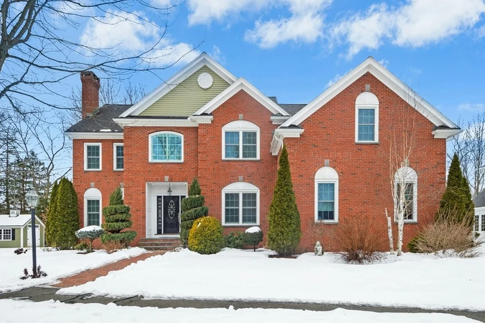 Unit for sale at 1 Patriot Circle, Wakefield, MA 01880