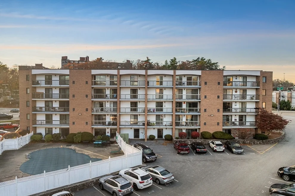 Unit for sale at 40 Main St, Stoneham, MA 02180