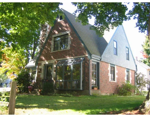 Unit for sale at 498 Washington Street, Winchester, MA 01890