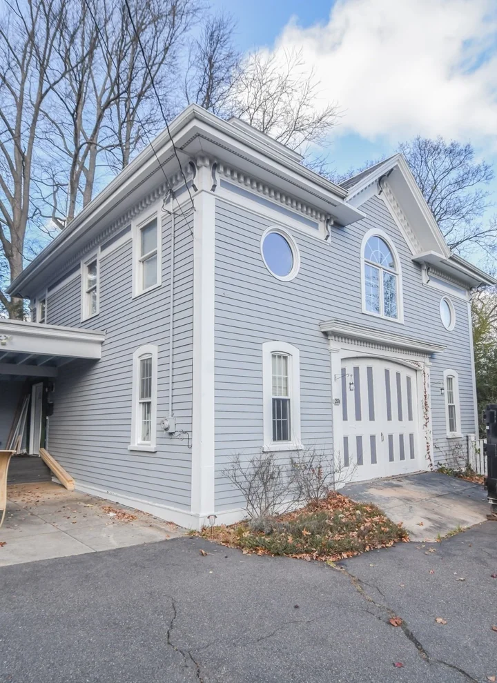 Unit for sale at 27A South Elm, Haverhill, MA 01835