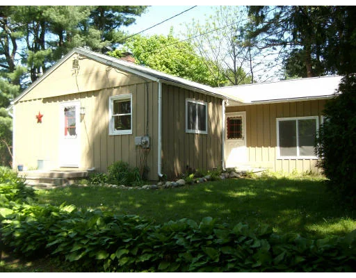 Unit for sale at 7 Isabel Court, Hadley, MA 01035