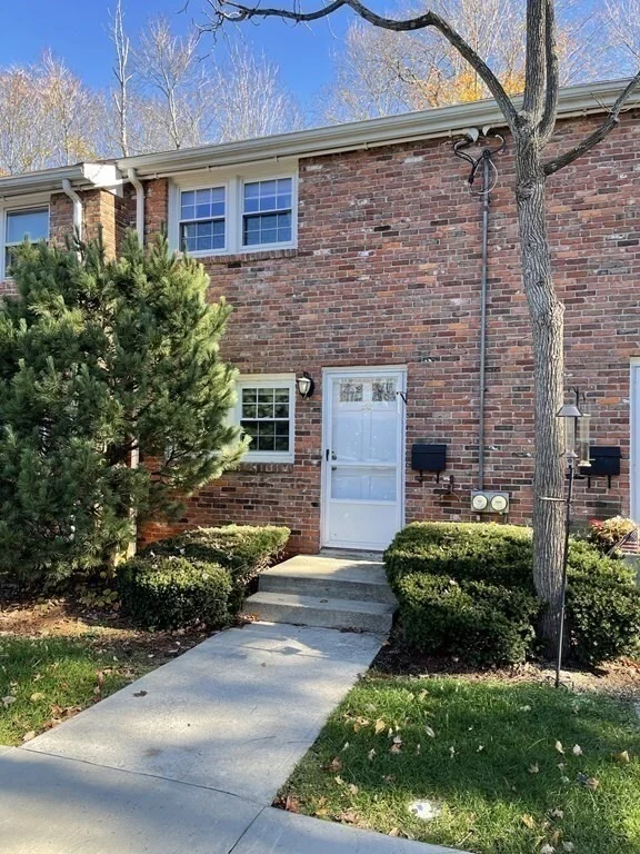 Unit for sale at 20 Regency Dr, Holliston, MA 01746