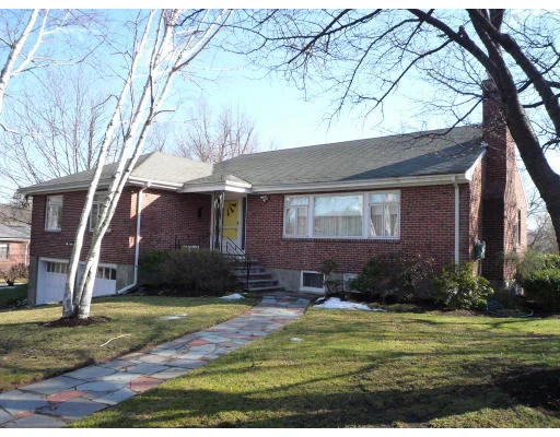 Unit for sale at 118 Oak Hill Street, Newton, MA 02459