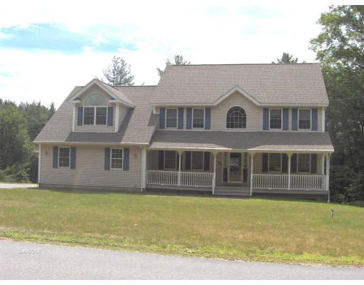 Unit for sale at 96 Number 6 Schoolhouse, Charlton, MA 01507