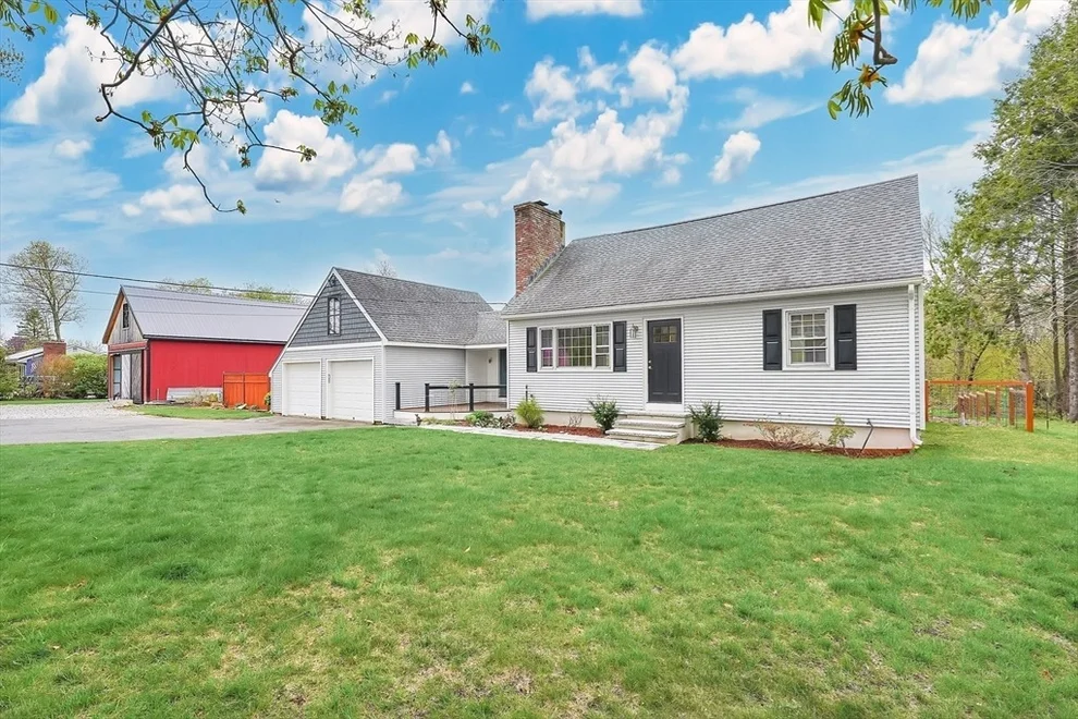 Unit for sale at 122 Town Farm Rd, Monson, MA 01057