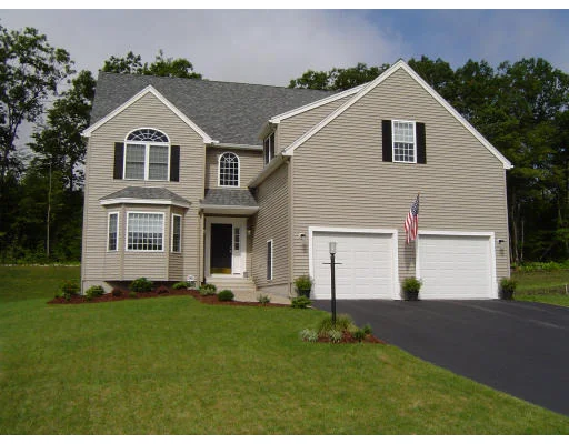Unit for sale at 25 Susan Drive, Dudley, MA 01571