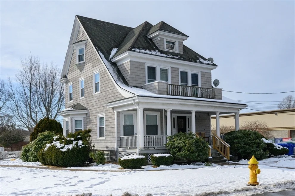 Unit for sale at 215 Market St, Rockland, MA 02370