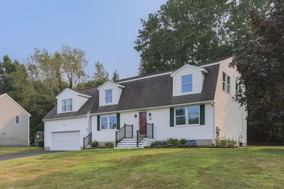 Unit for sale at 5 Pingry Way, Ayer, MA 01432
