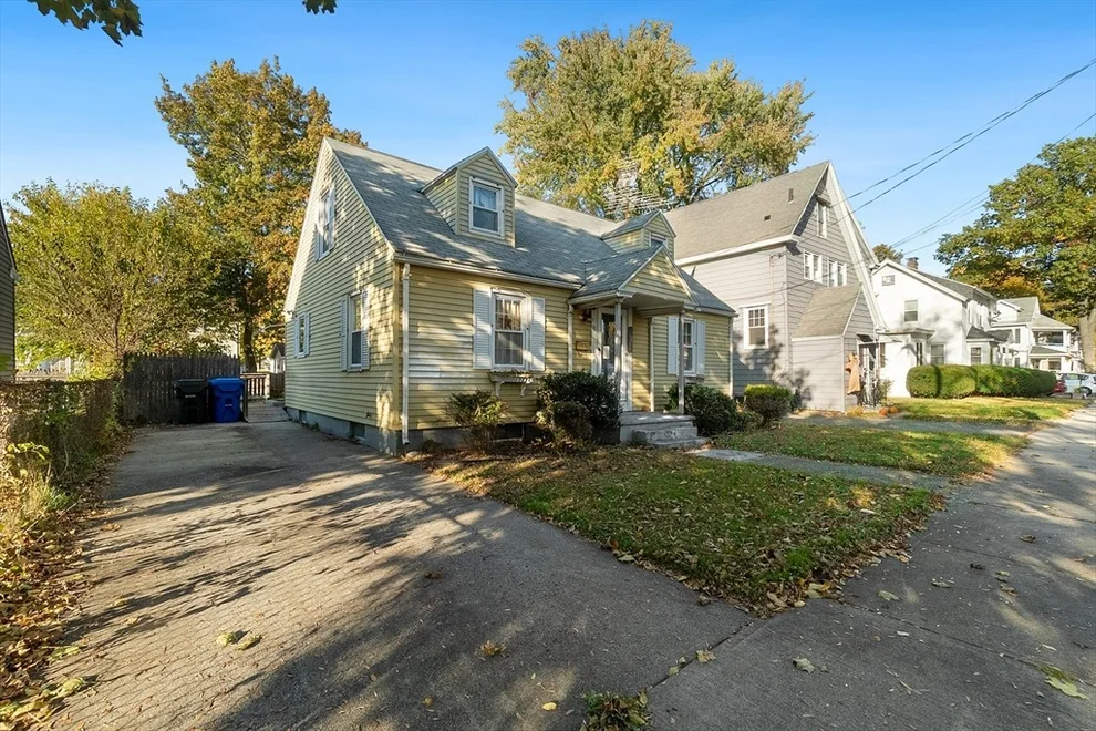 Unit for sale at 78 Blaine St, Springfield, MA 01108