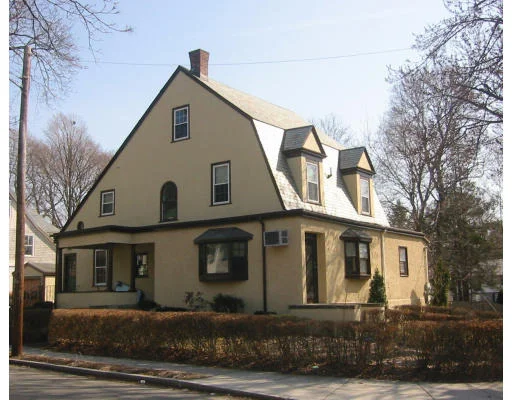 Unit for sale at 4 Warwick Road, Newton, MA 02465