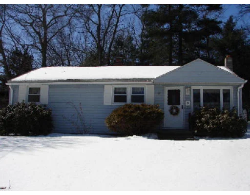 Unit for sale at 10 Willow Street, Oxford, MA 01540