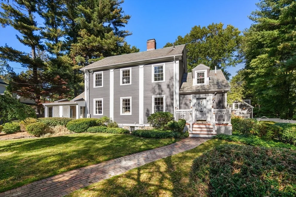 Unit for sale at 58 Country Club Rd, Newton, MA 02459