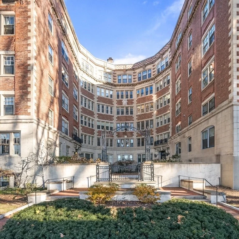 Unit for sale at 985 Memorial Drive, Cambridge, MA 02138