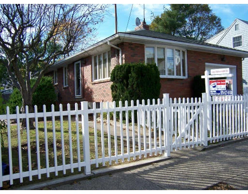 Unit for sale at 70 Winthrop Ave., Salem, MA 01970