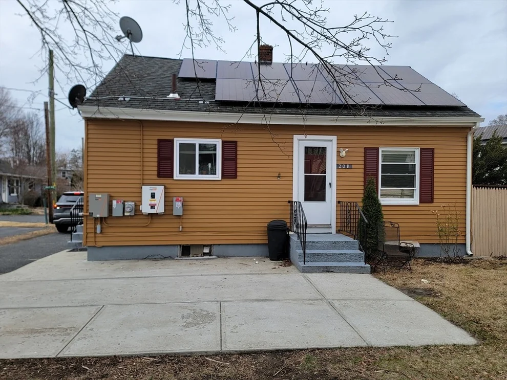 Unit for sale at 20-B Maple St, Maynard, MA 01754