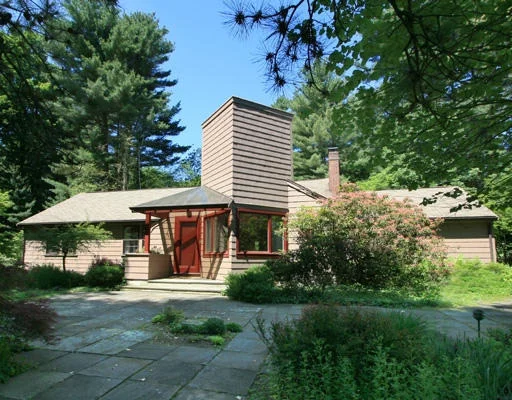 Unit for sale at 11 Village Ln, Needham, MA 02492
