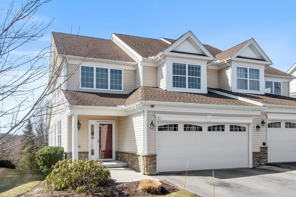 Unit for sale at 25 Avebury Lane, Marlborough, MA 01752