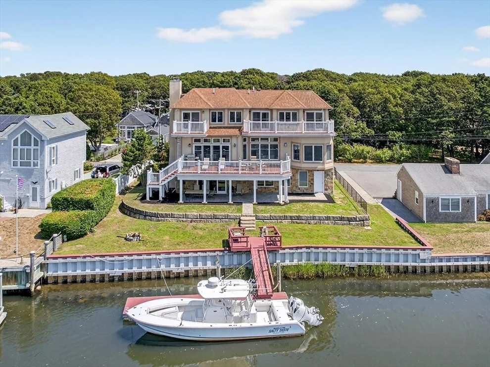 Unit for sale at 53 Neptune Lane, Yarmouth, MA 02664