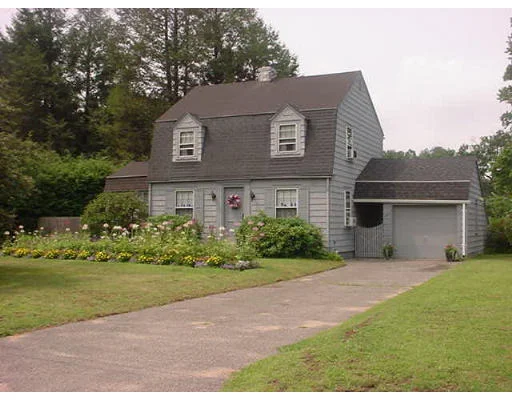 Unit for sale at 758 Laurel Street, Longmeadow, MA 01106