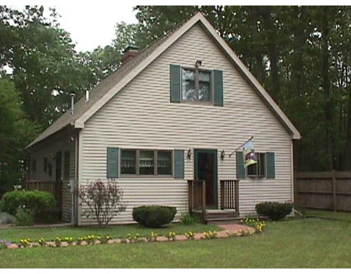 Unit for sale at 1147 S Main St, Bellingham, MA 02019