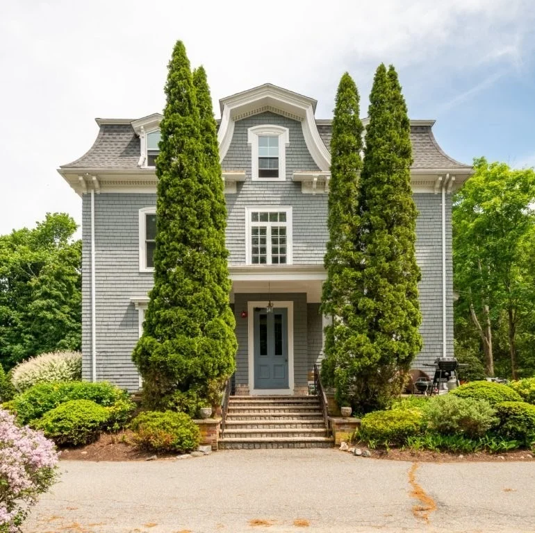 Unit for sale at 25 Poplar St, Ipswich, MA 01938