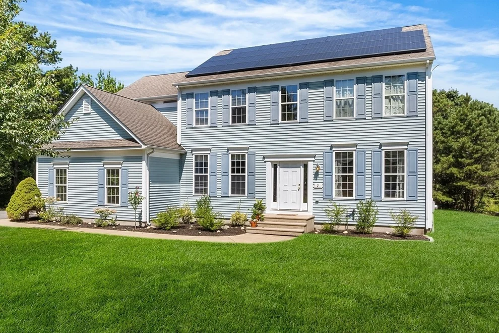 Unit for sale at 2 Gabriel Ln, Plymouth, MA 02360