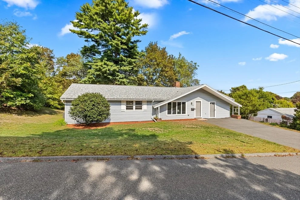 Unit for sale at 20 Bow Street Court, Stoneham, MA 02180