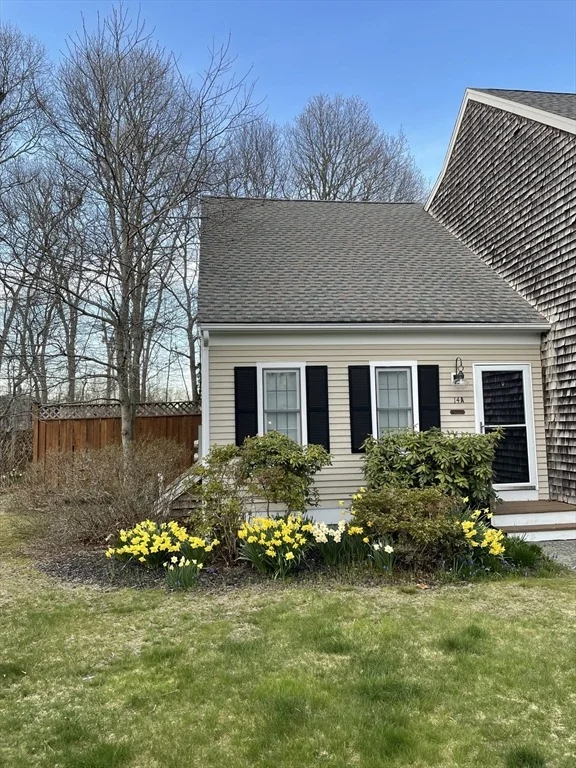 Unit for sale at 14 Woodview Dr, Falmouth, MA 02540