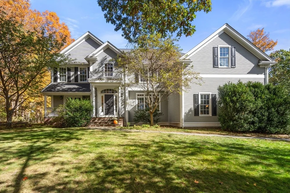 Unit for sale at 2 Skyview Ln, Sudbury, MA 01776